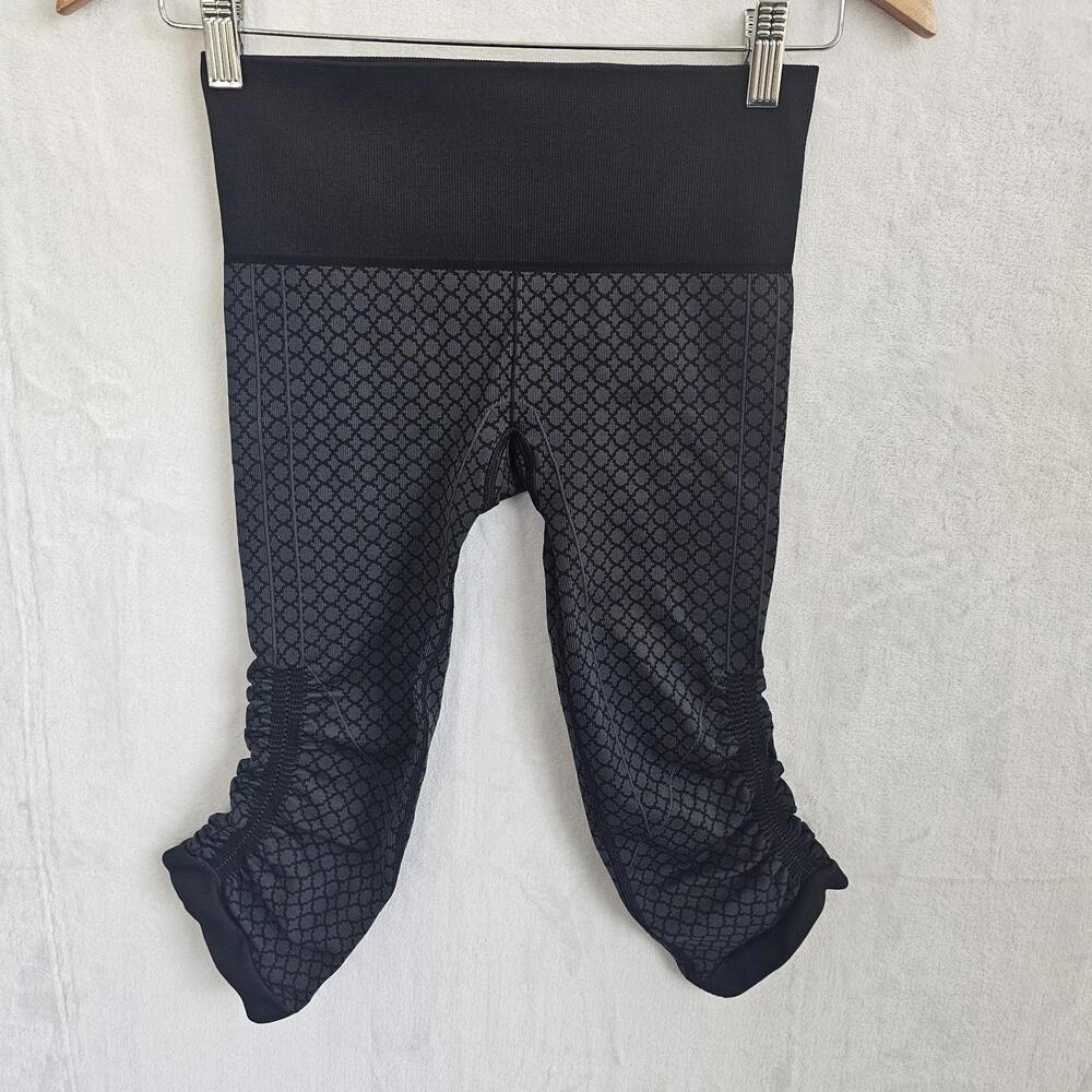 Lululemon In The Flow Crop II Yoga Pants Heathered Coal Black Legging Women's 4